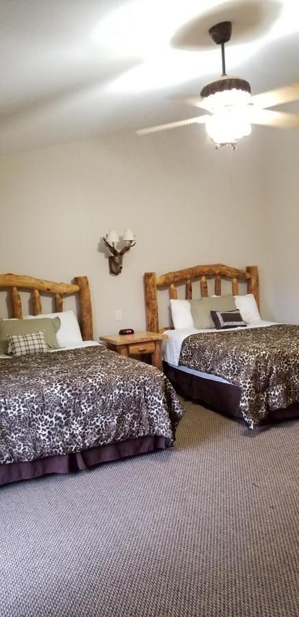 2Br Rustic Villa Utica Eksteriør billede